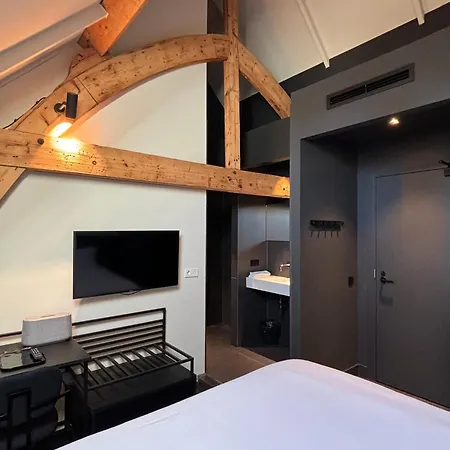 Kazerne - Member Of Design 4*