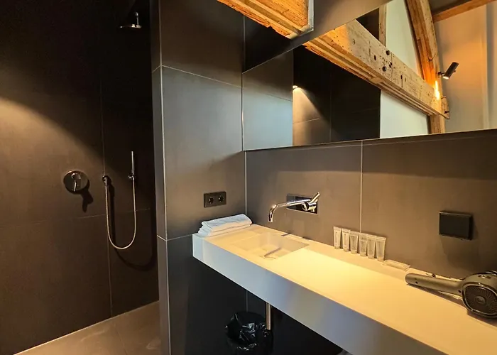 Kazerne - Member Of Design アイントホーフェン