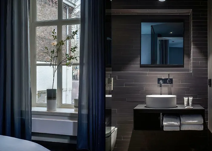 Kazerne - Member Of Design 4*